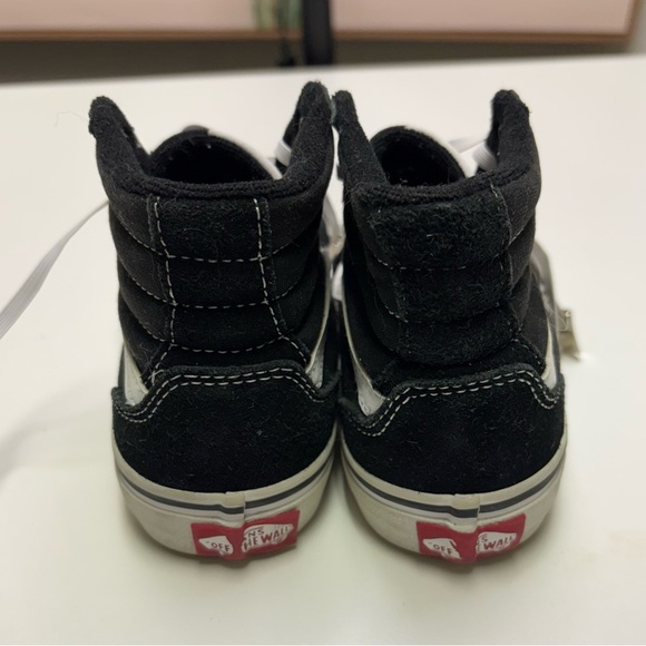 2/20$ Vans Youth Boys 1 Classic Black White High Top Old Skool Sneakers Shoes - Picture 3 of 8